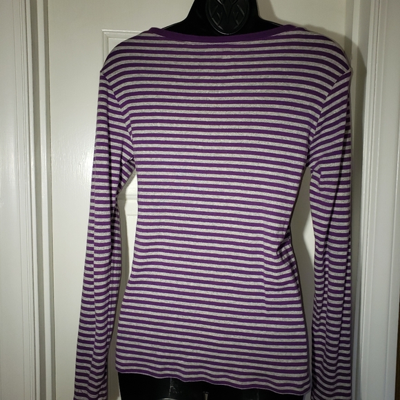 Gap Favorite Tee size Large - Picture 5 of 6